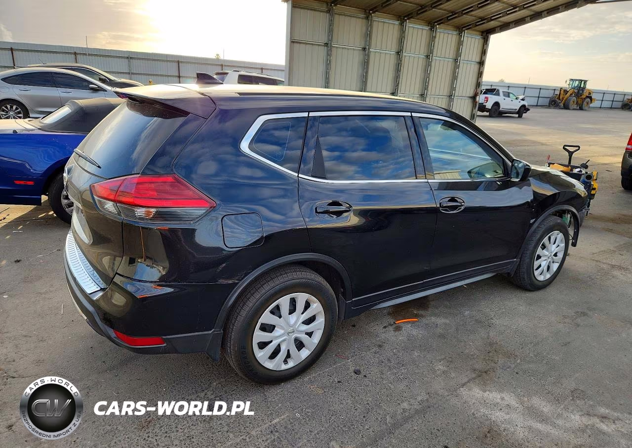 2017 Nissan Rogue S VIN:JN8AT2MT4HW390996 - 3