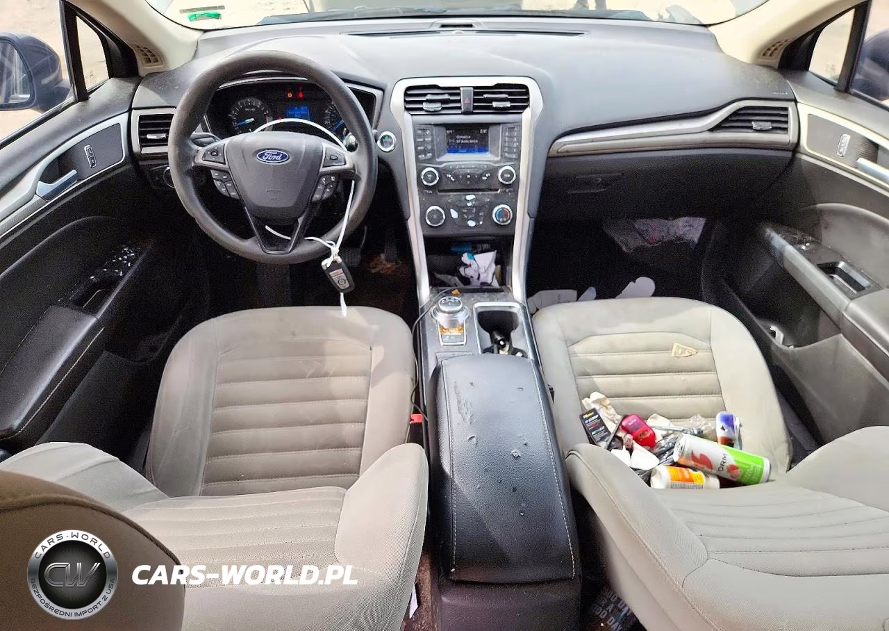 2018 Ford Fusion S VIN:3FA6P0G73JR129723 - 8
