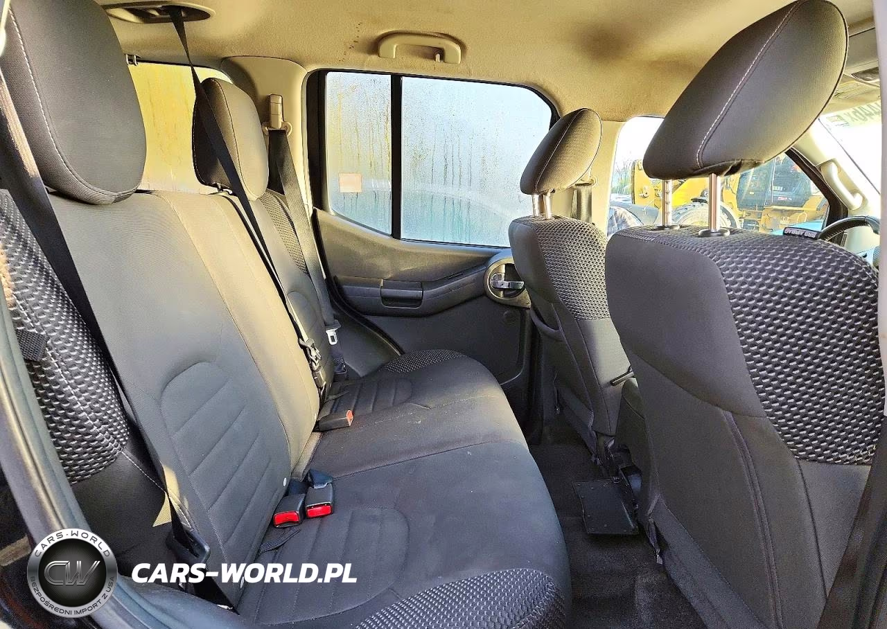 2015 Nissan Xterra Pro-4X VIN:5N1AN0NW1FN659411 - 11