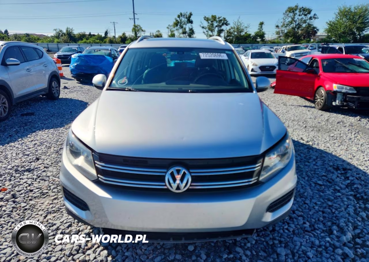 2017 Volkswagen Tiguan Wolfsburg VIN:WVGRV7AX7HK007150 - 5