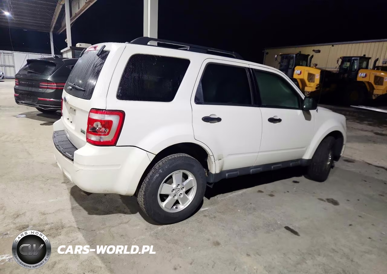 2012 Ford Escape Xlt VIN:1FMCU9DGXCKA87312 - 3