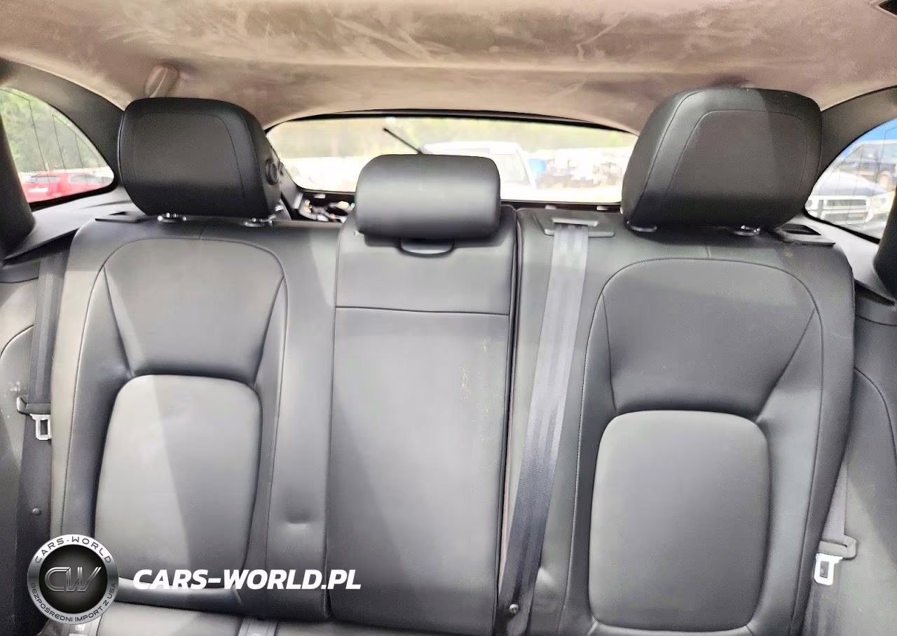 2020 Jaguar F-Pace Premium VIN:SADCJ2FX0LA640352 - 10