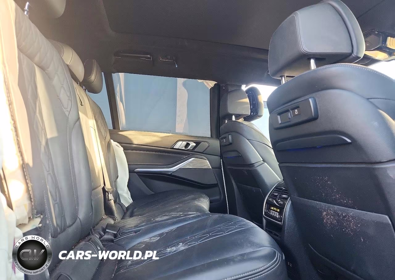 2022 BMW X7 M50I VIN:5UXCX6C07N9K19627 - 11