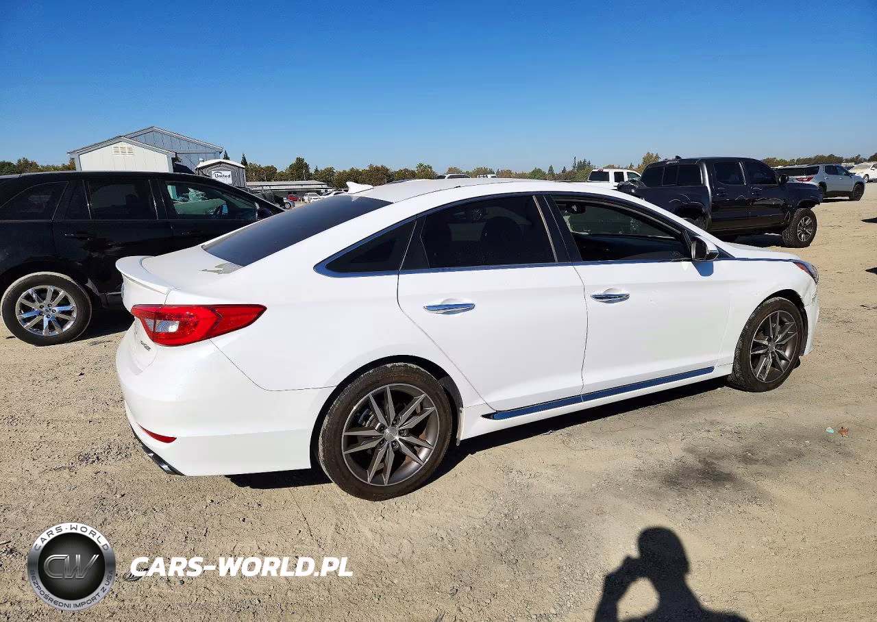 2015 Hyundai Sonata Sport 2.0T VIN:5NPE34AB2FH093703 - 3