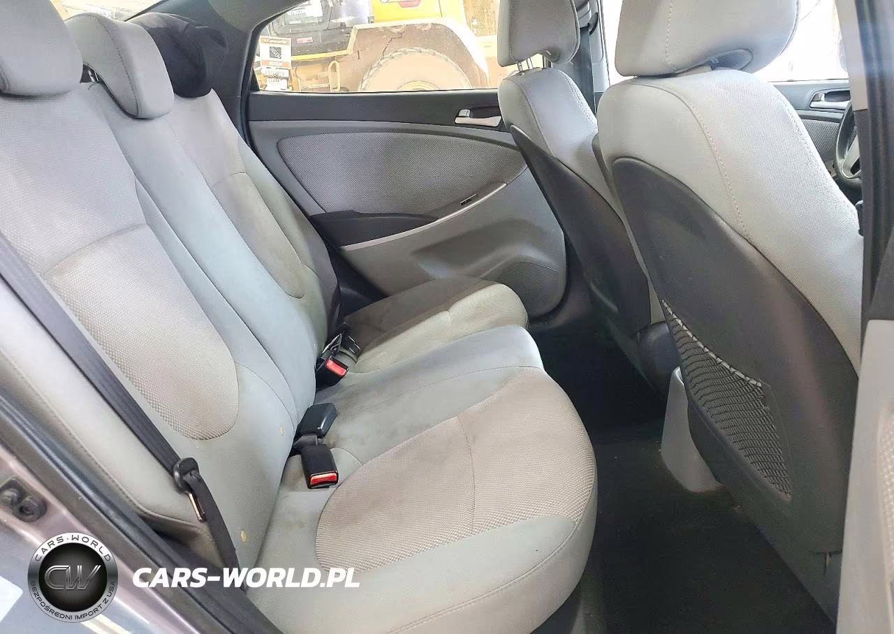 2014 Hyundai Accent Gls VIN:KMHCT4AE2EU638803 - 10