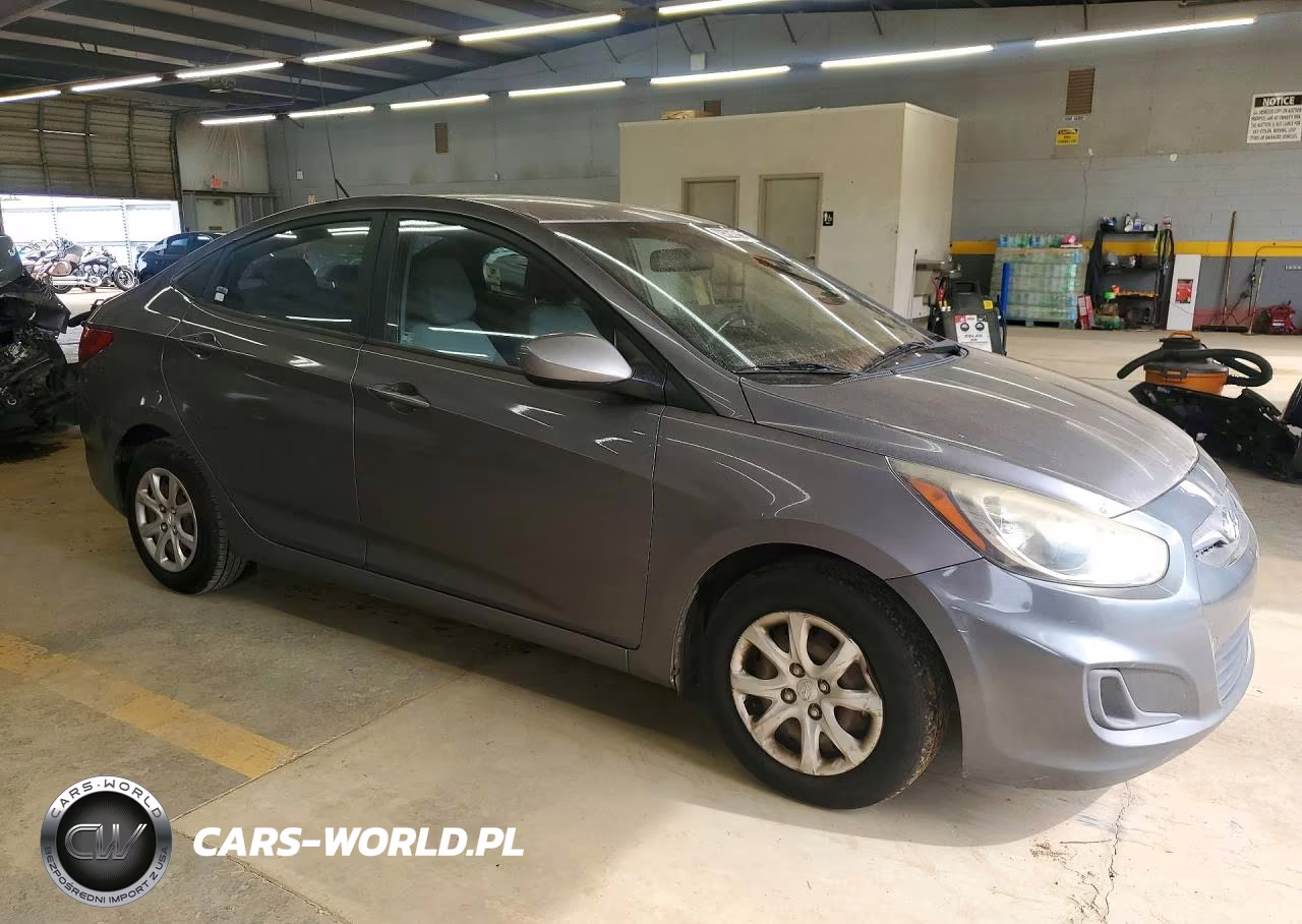 2014 Hyundai Accent Gls VIN:KMHCT4AE2EU638803 - 4