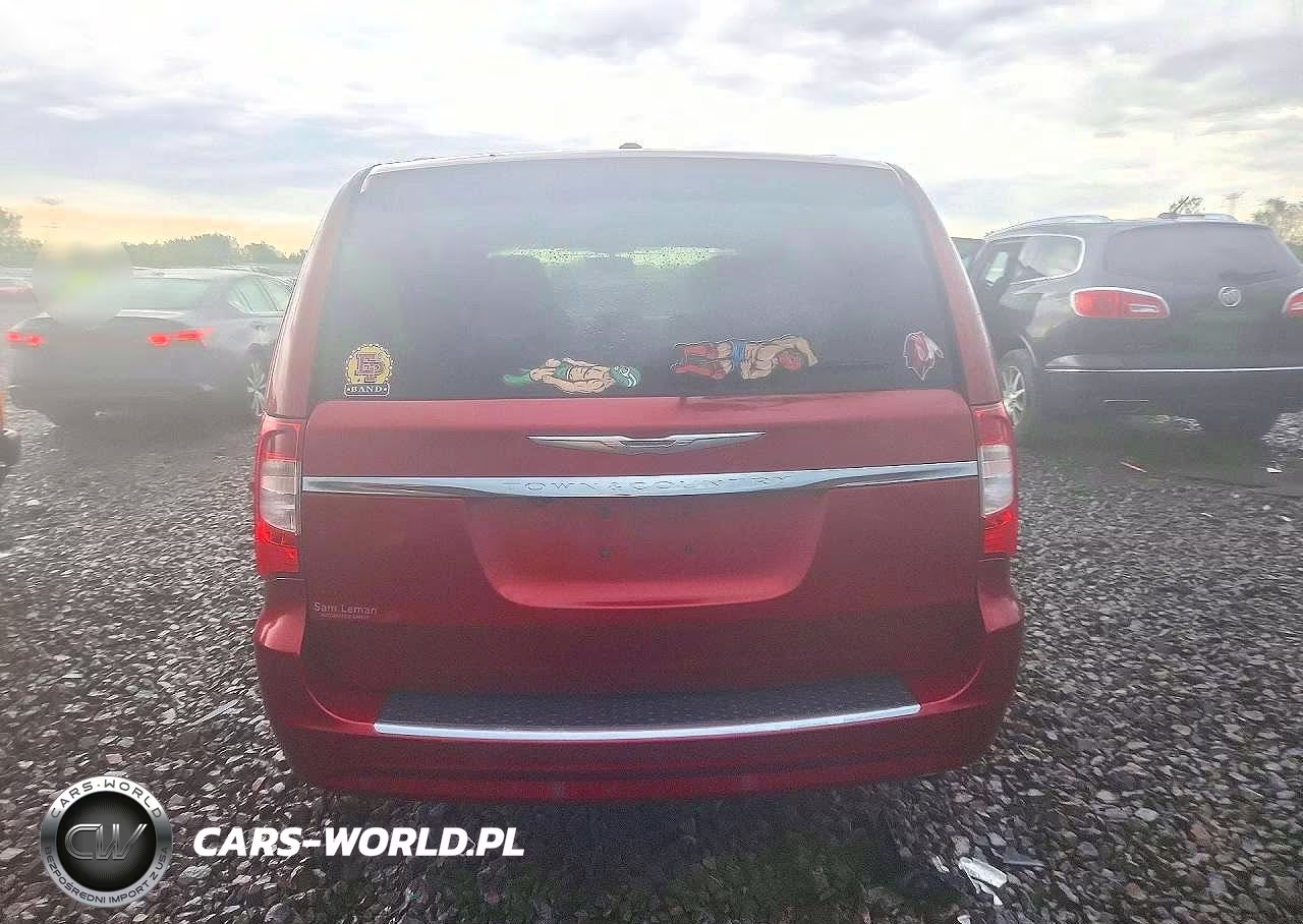 2015 Chrysler Town & Country Touring L VIN:2C4RC1CG3FR554869 - 6