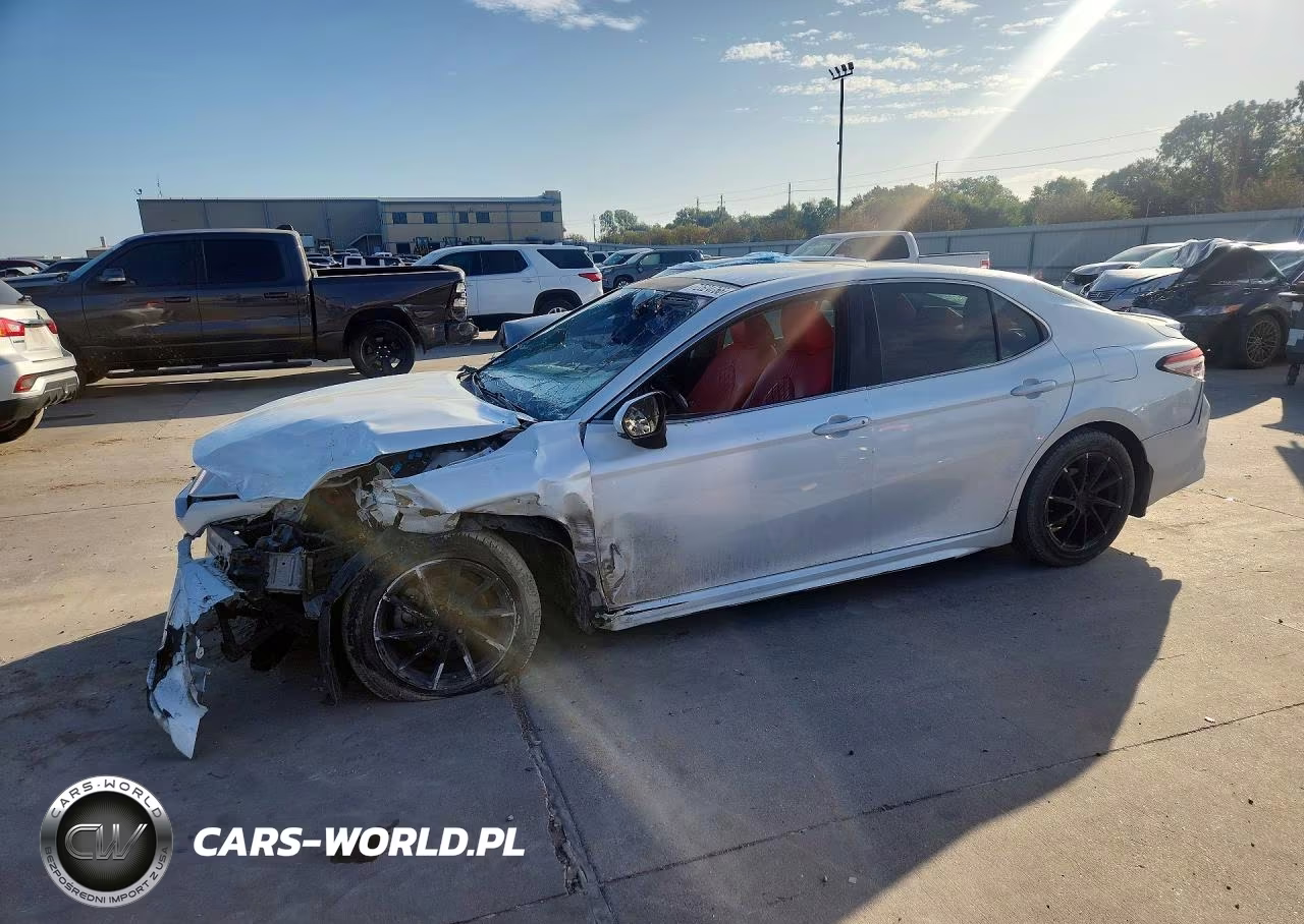 2018 Toyota Camry Xse – zdjęcie 1 z 12
