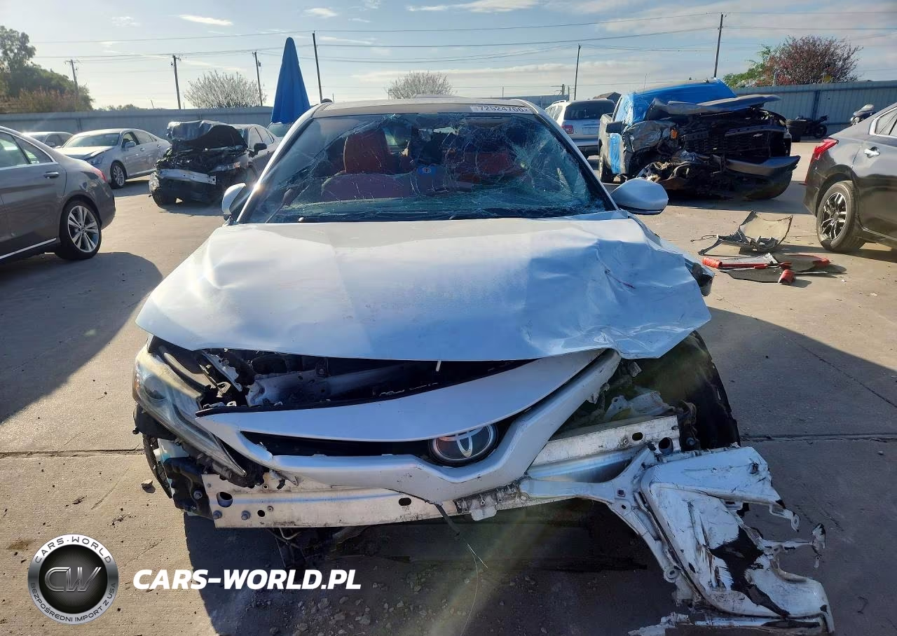 2018 Toyota Camry Xse VIN:4T1B61HK1JU120236 - 5