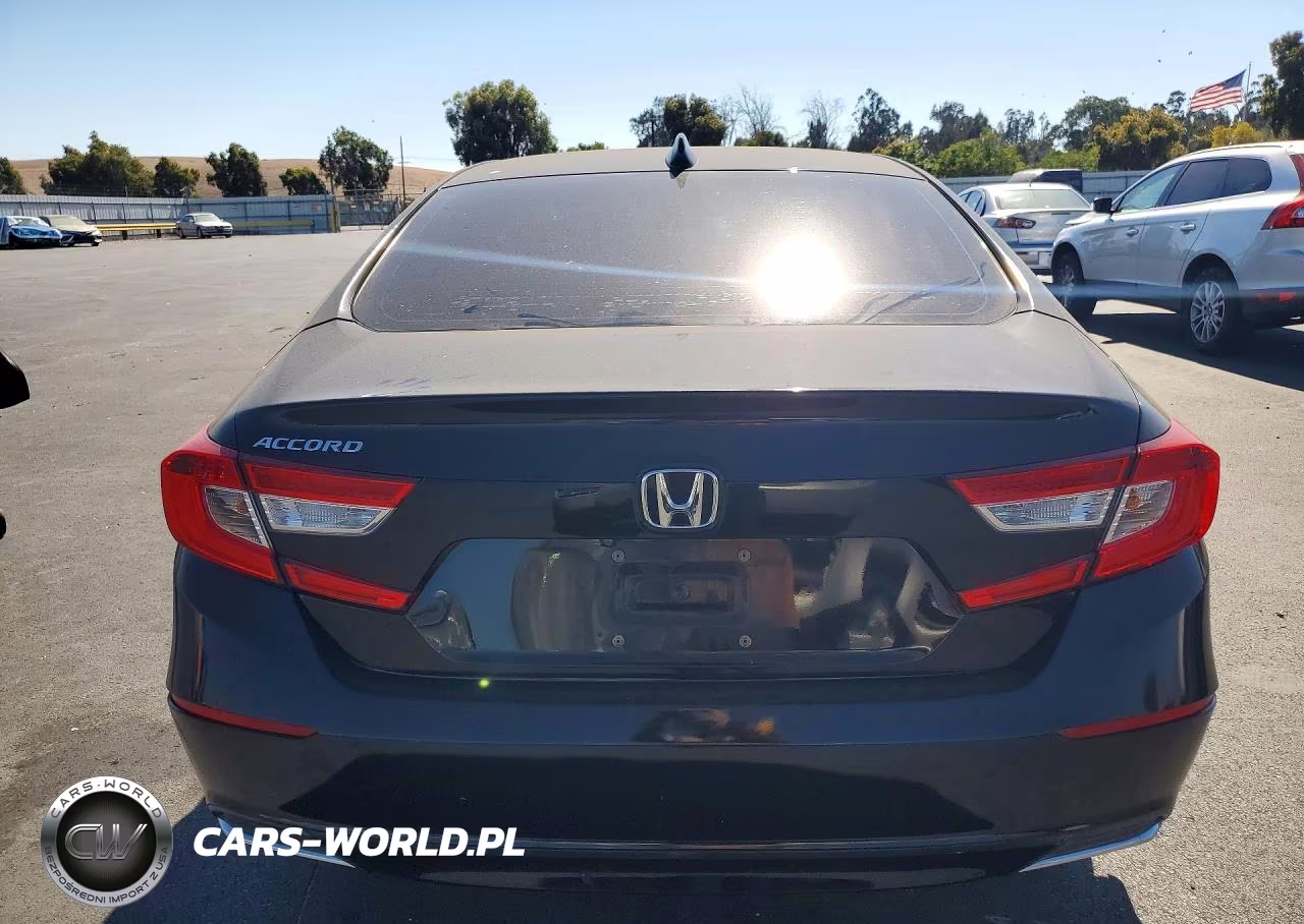 2018 Honda Accord Ex VIN:1HGCV1F4XJA013575 - 6
