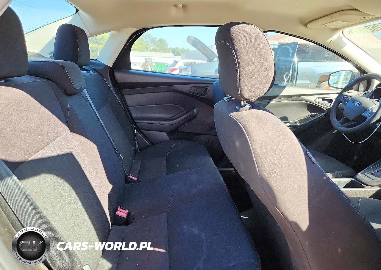 2017 Ford Focus S VIN:1FADP3E21HL263221 - 10