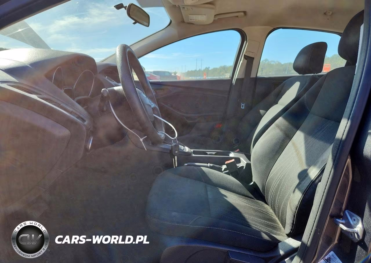2017 Ford Focus S VIN:1FADP3E21HL263221 - 7