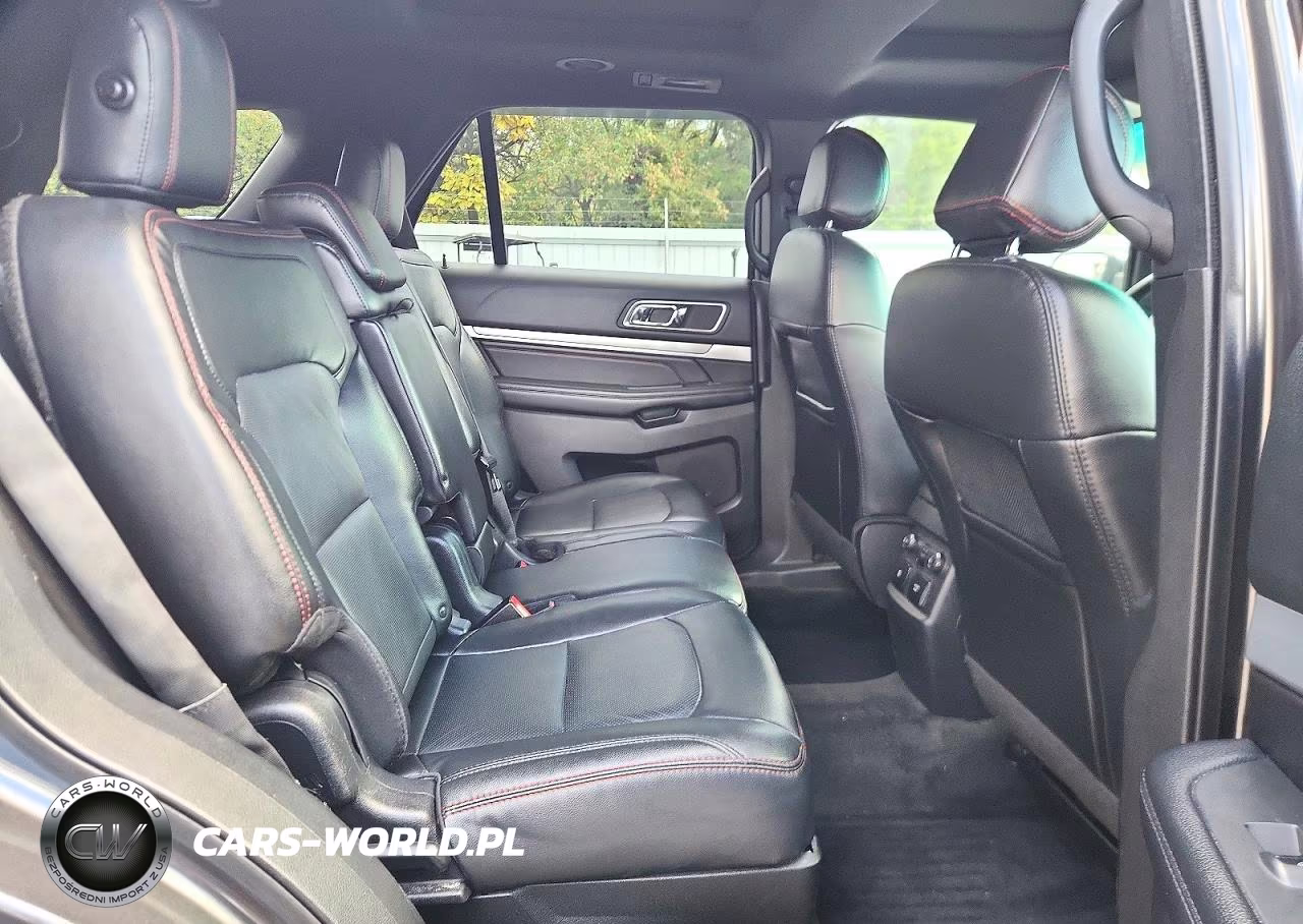 2016 Ford Explorer Sport VIN:1FM5K8GT4GGD09126 - 11