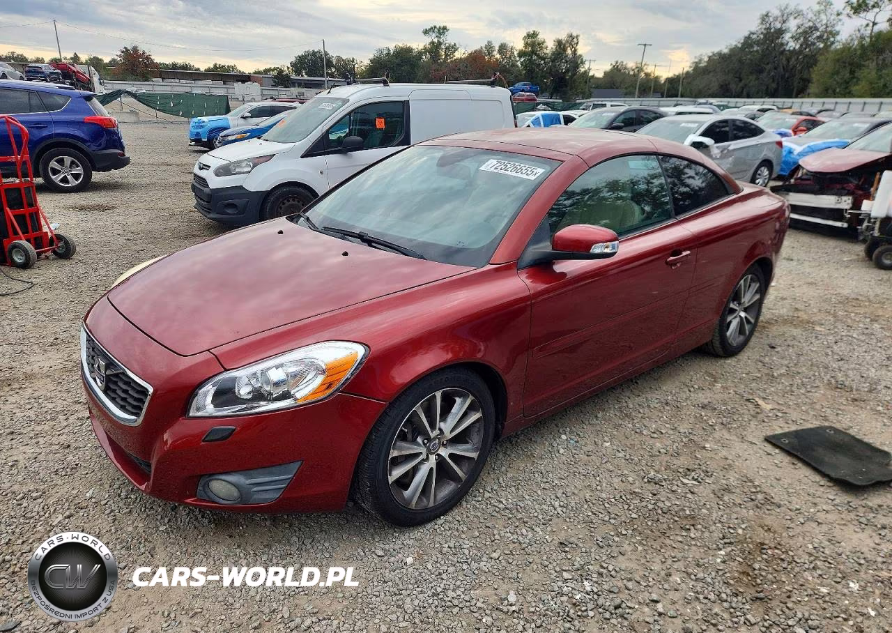 2011 Volvo C70 T5