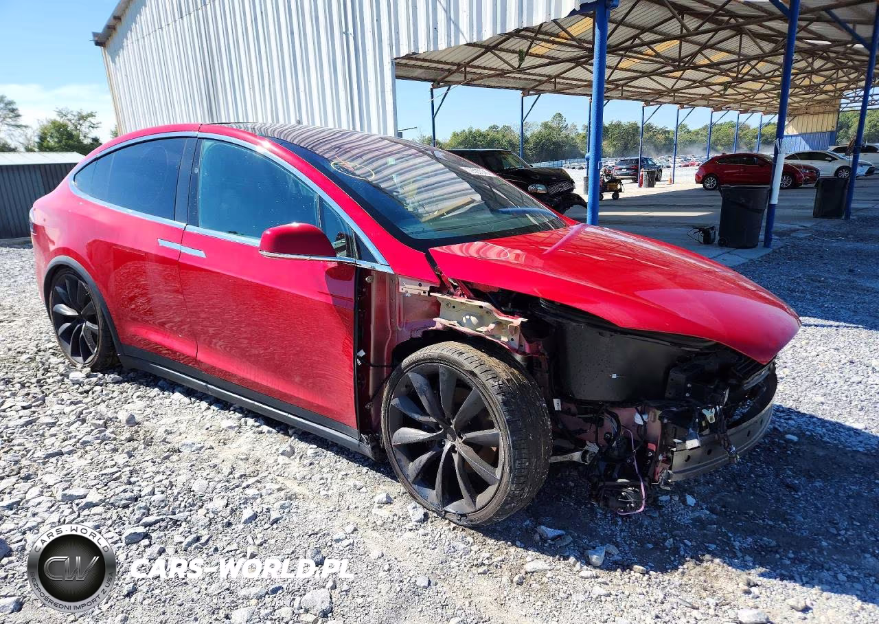 2020 Tesla Model X VIN:5YJXCDE22LF272076 - 4