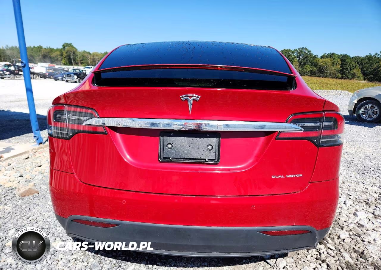 2020 Tesla Model X VIN:5YJXCDE22LF272076 - 6