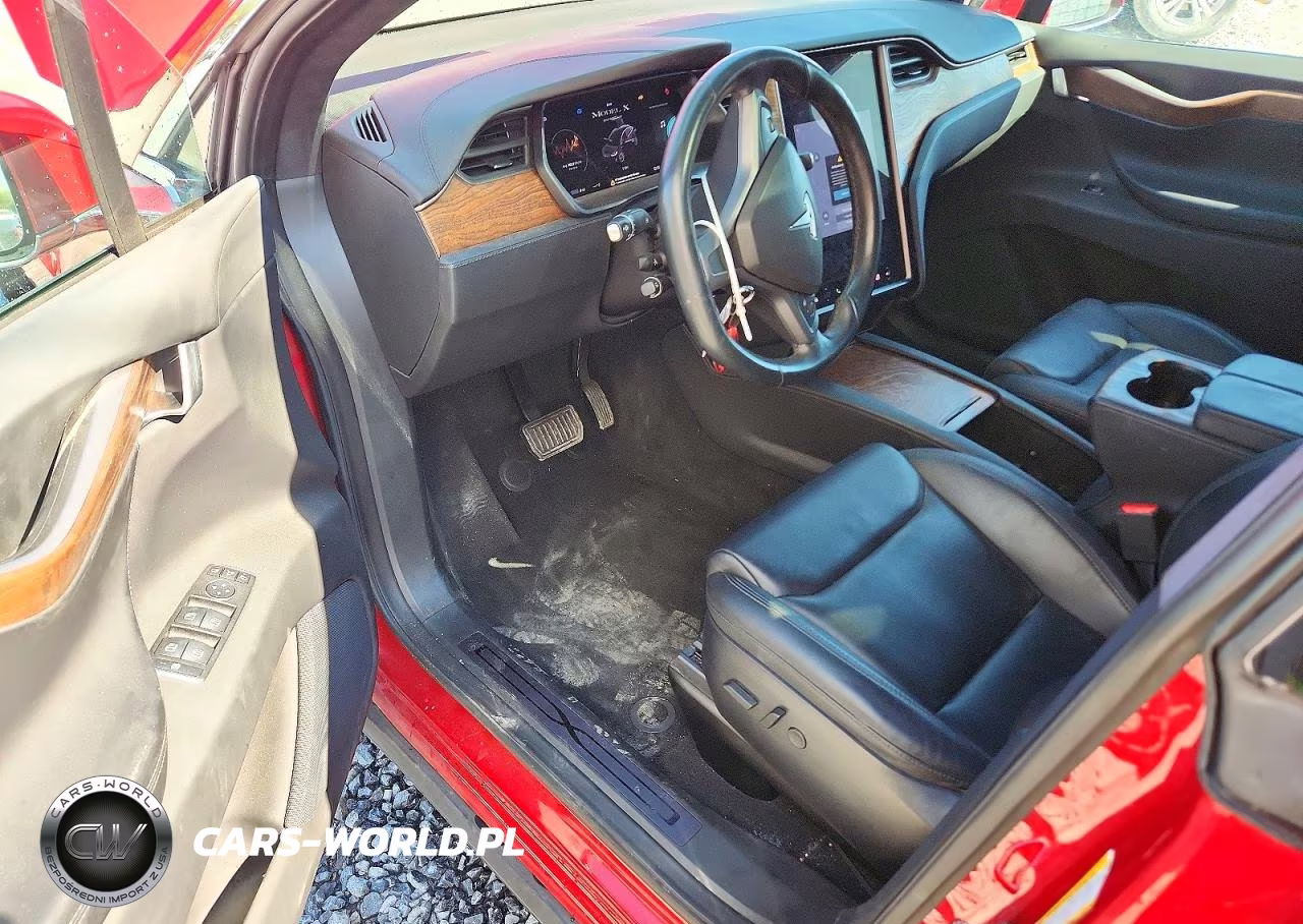 2020 Tesla Model X VIN:5YJXCDE22LF272076 - 8