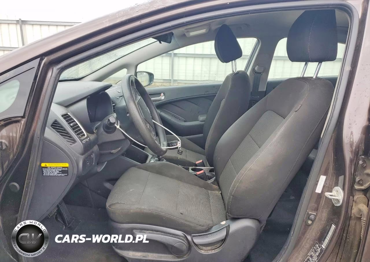 2018 Kia Forte Lx VIN:3KPFK4A78JE198682 - 7