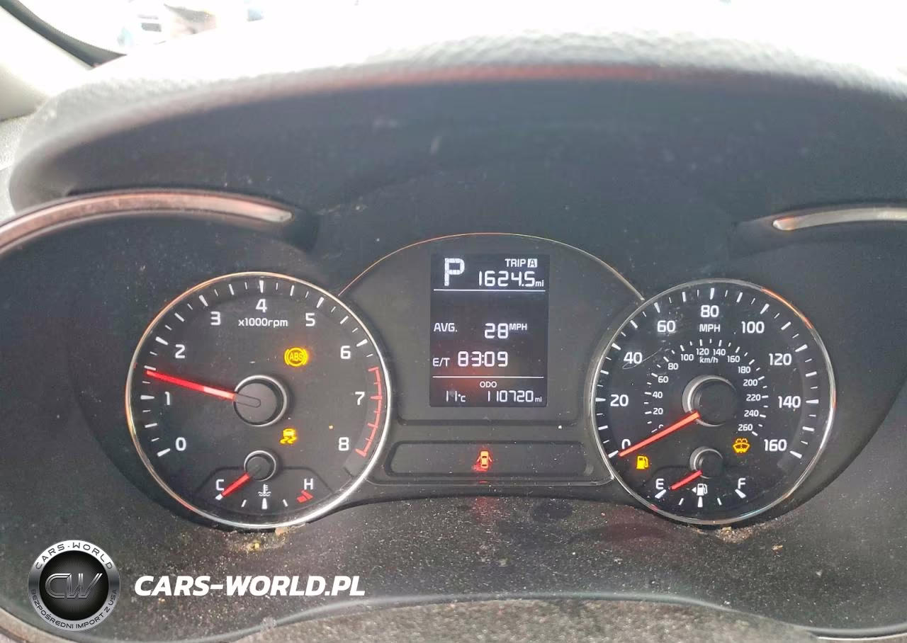 2018 Kia Forte Lx VIN:3KPFK4A78JE198682 - 9