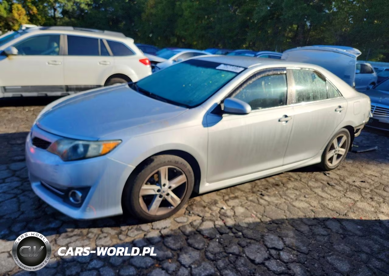 2012 Toyota Camry Se – zdjęcie 1 z 12