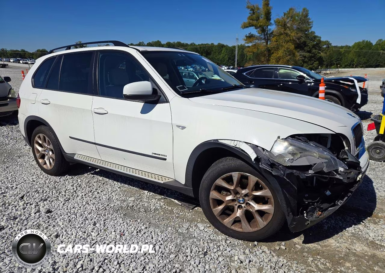 2012 BMW X5 xDrive35I VIN:5UXZV4C57CL749824 - 4