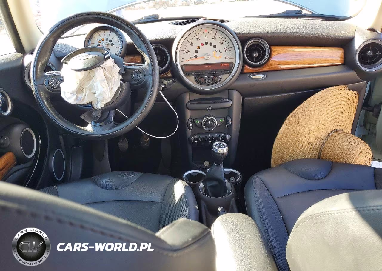 2012 Mini Cooper VIN:WMWSU3C58CT186442 - 8