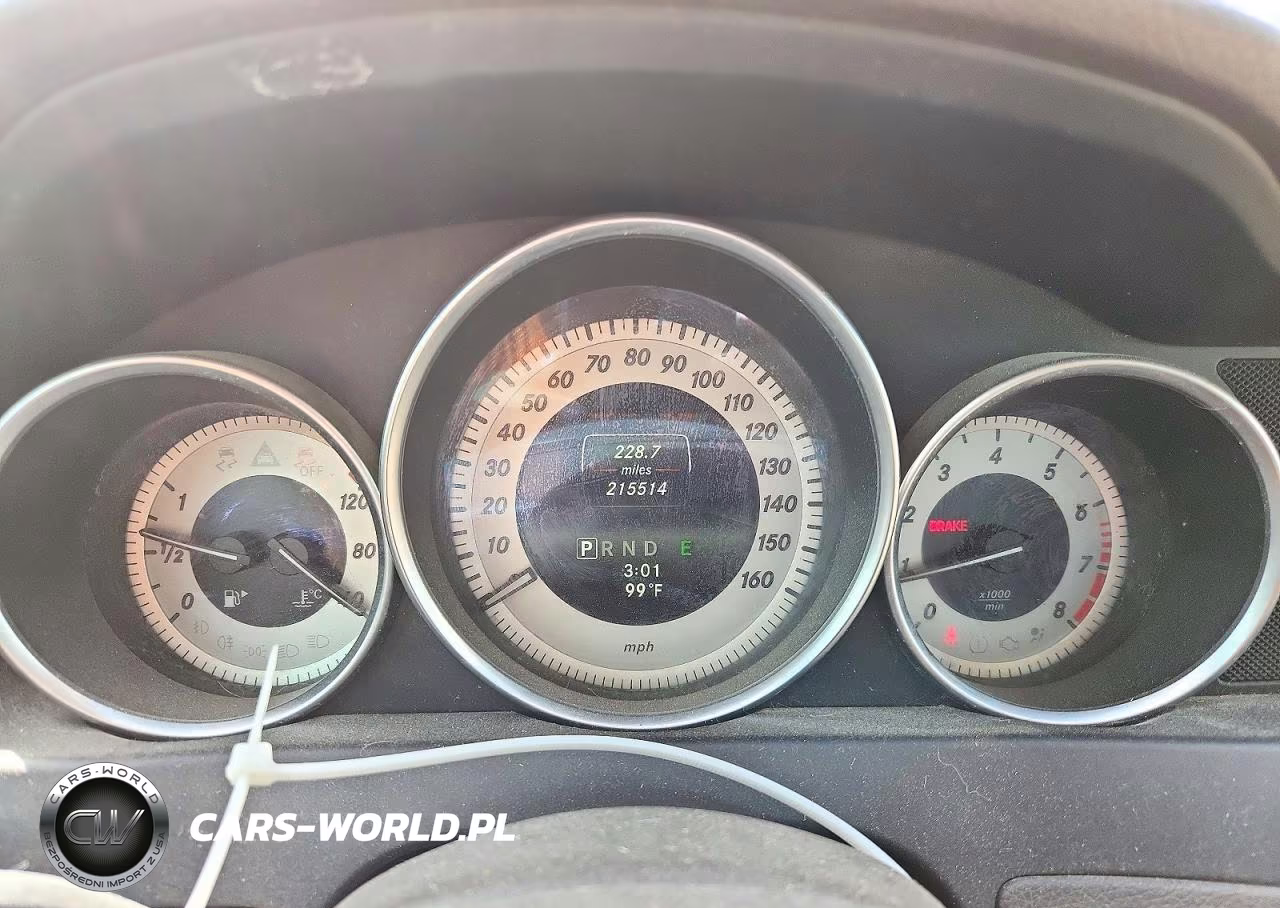 2014 Mercedes-Benz C 250 VIN:WDDGF4HB3EA938673 - 9