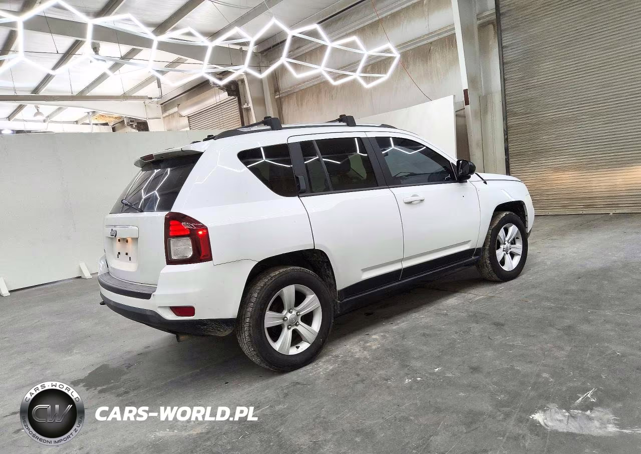 2015 Jeep Compass Sport VIN:1C4NJDBB2FD202882 - 3