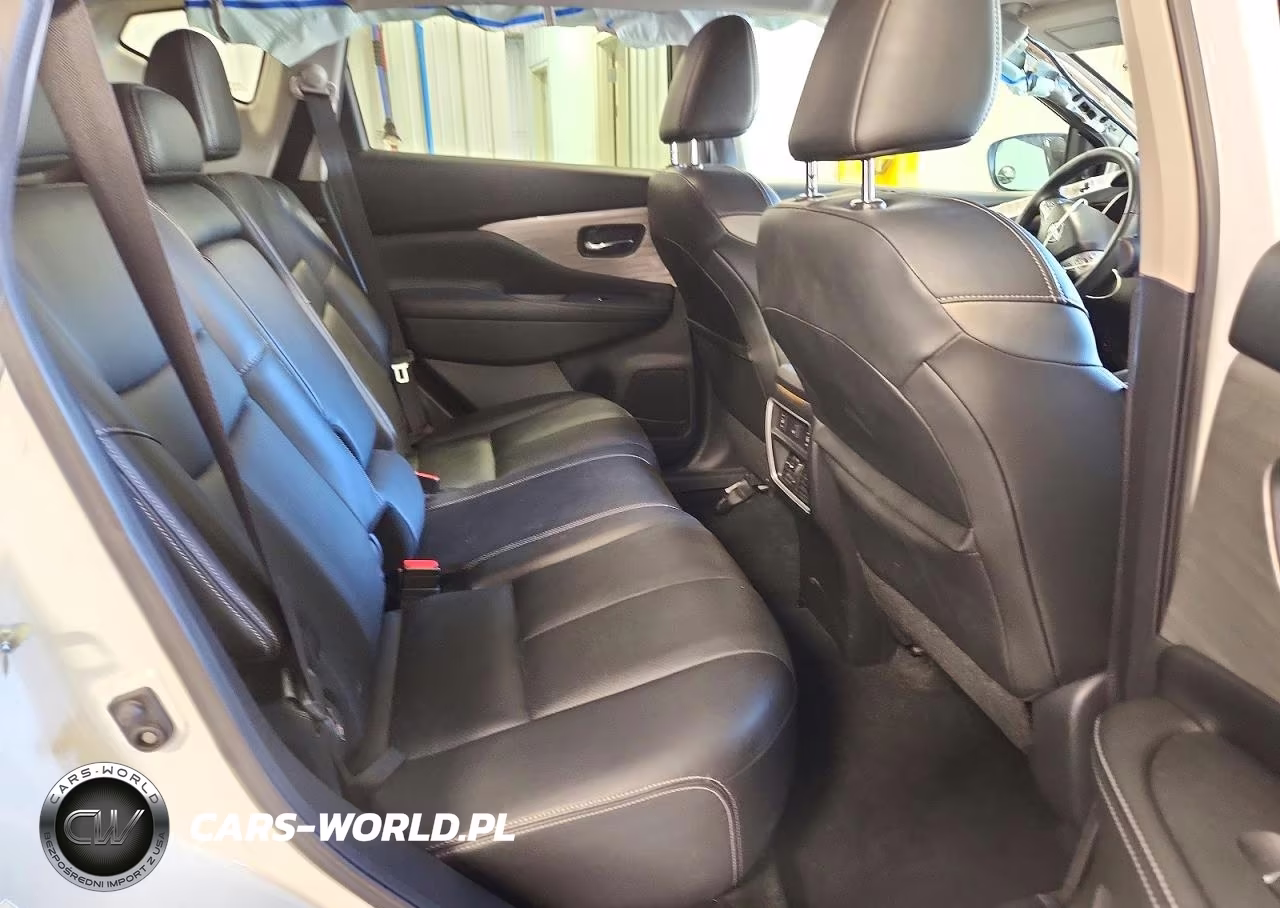 2018 Nissan Murano Platinum VIN:5N1AZ2MH2JN161634 - 11