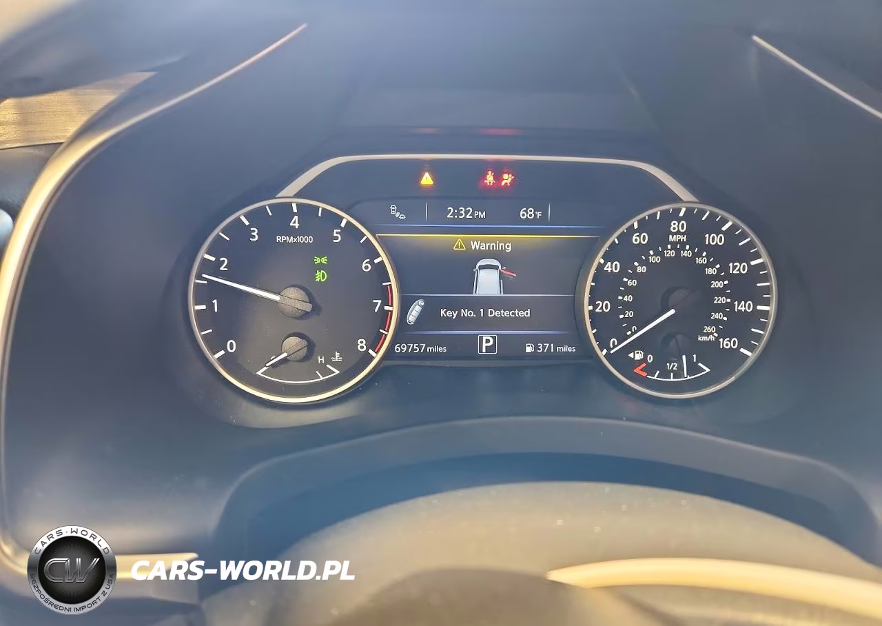 2018 Nissan Murano Platinum VIN:5N1AZ2MH2JN161634 - 9