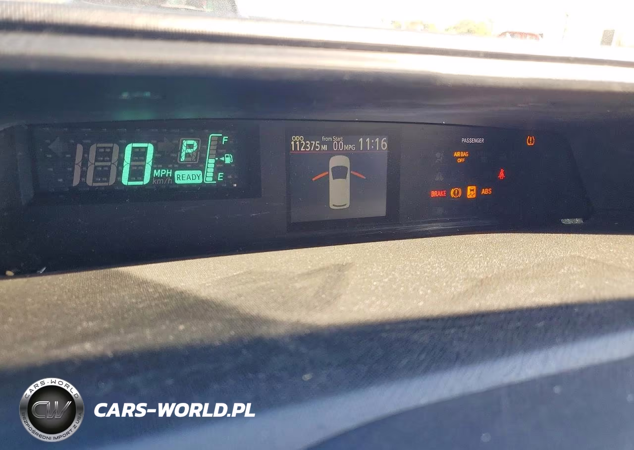 2013 Toyota Prius C Two VIN:JTDKDTB33D1549813 - 9