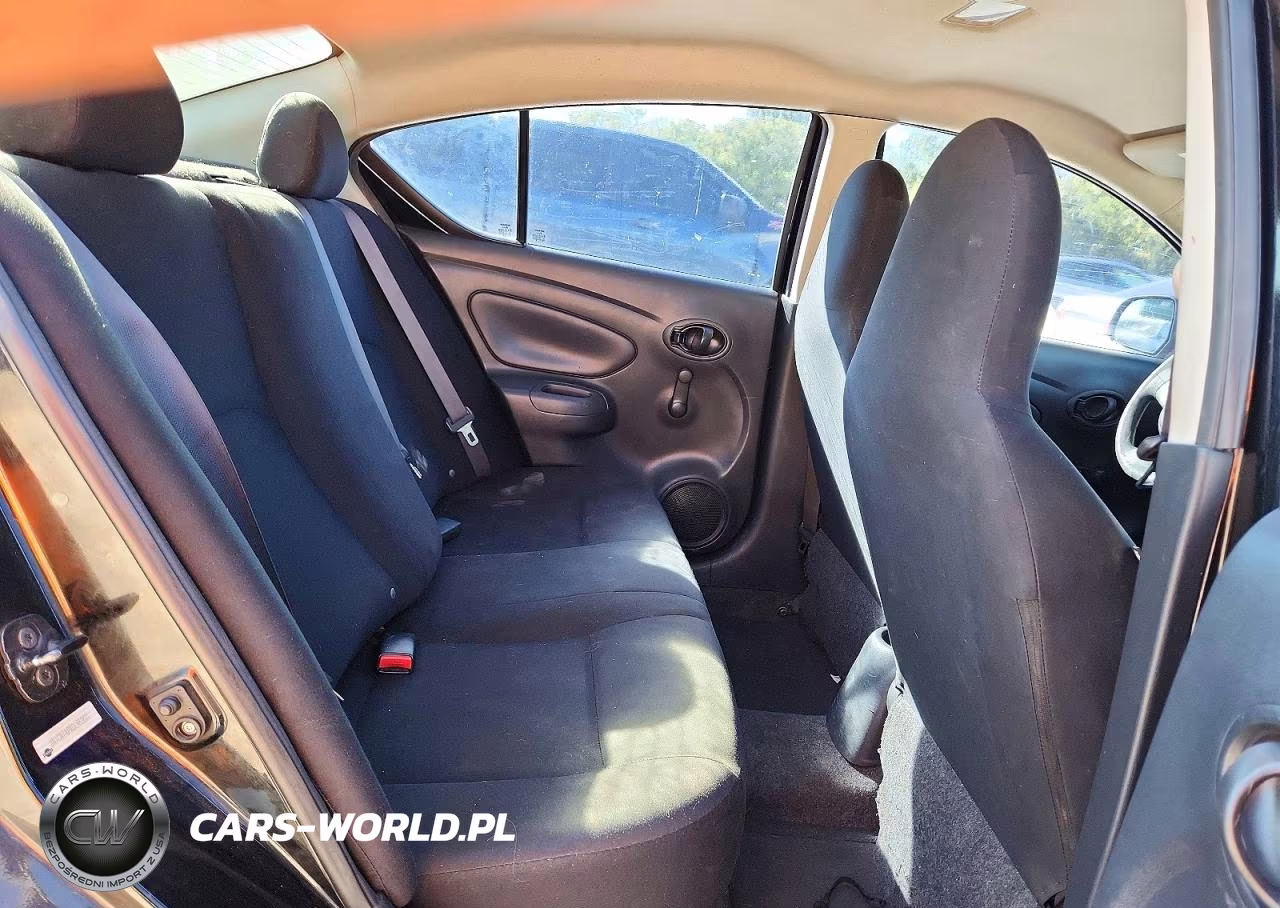 2013 Nissan Versa S VIN:3N1CN7AP4DL853631 - 10