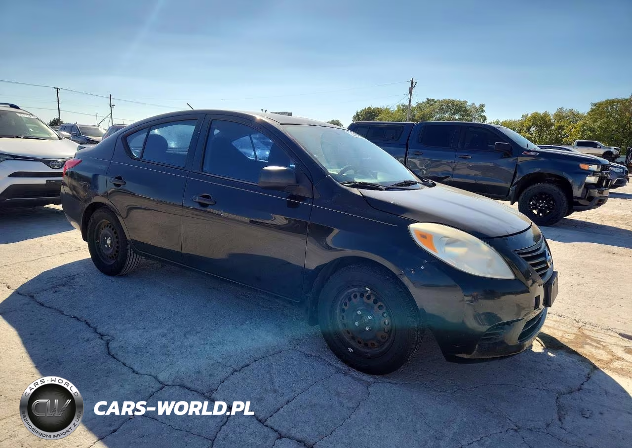 2013 Nissan Versa S VIN:3N1CN7AP4DL853631 - 4