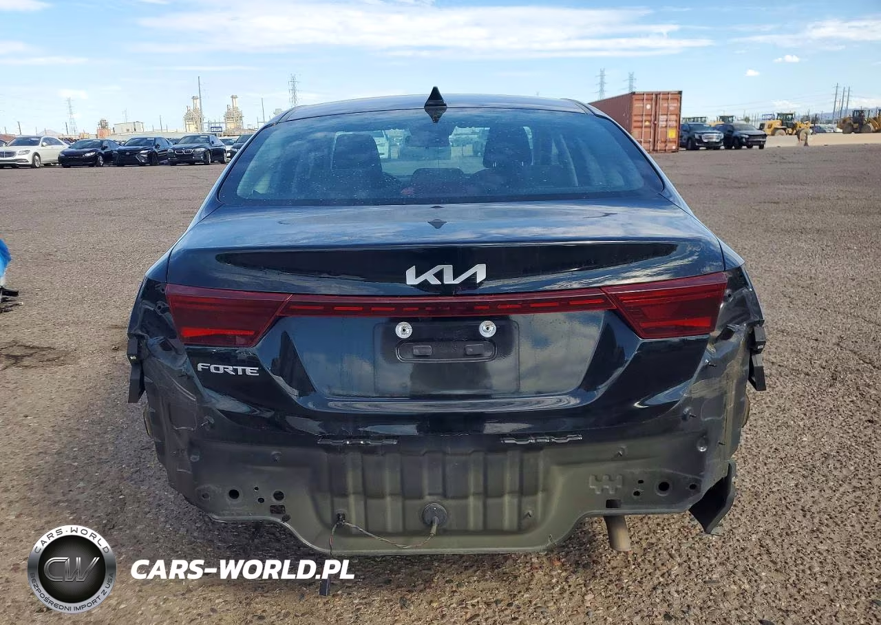 2023 Kia Forte Lxs VIN:3KPF24AD0PE613525 - 6