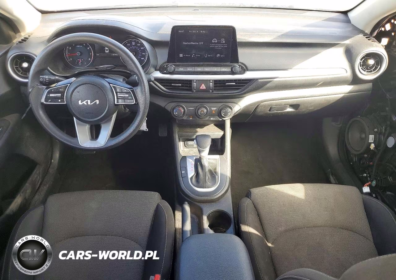 2023 Kia Forte Lxs VIN:3KPF24AD0PE613525 - 8