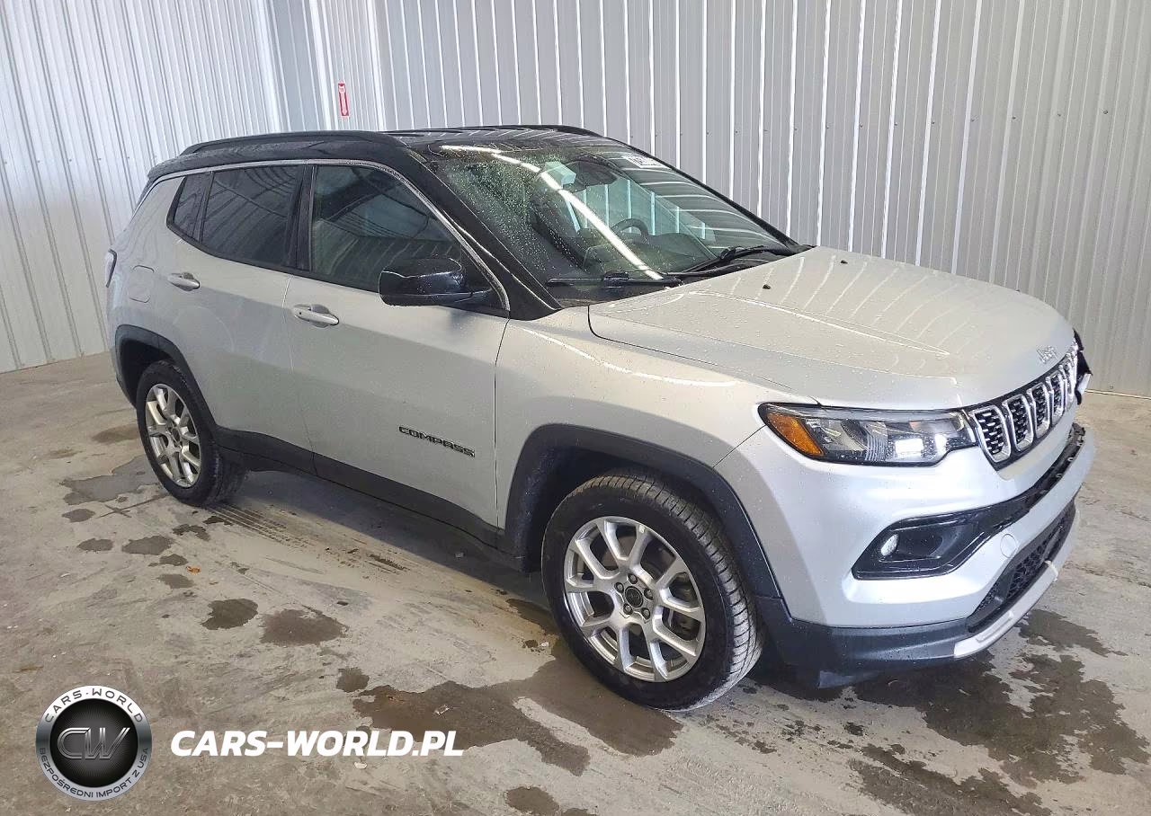 2025 Jeep Compass Limited VIN:3C4NJDCNXST512761 - 4