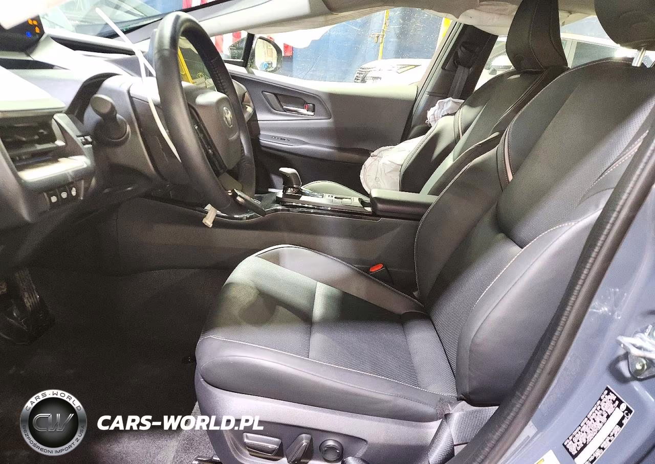 2026 Toyota Prius Xle VIN:JTDACAAU7T3081729 - 7