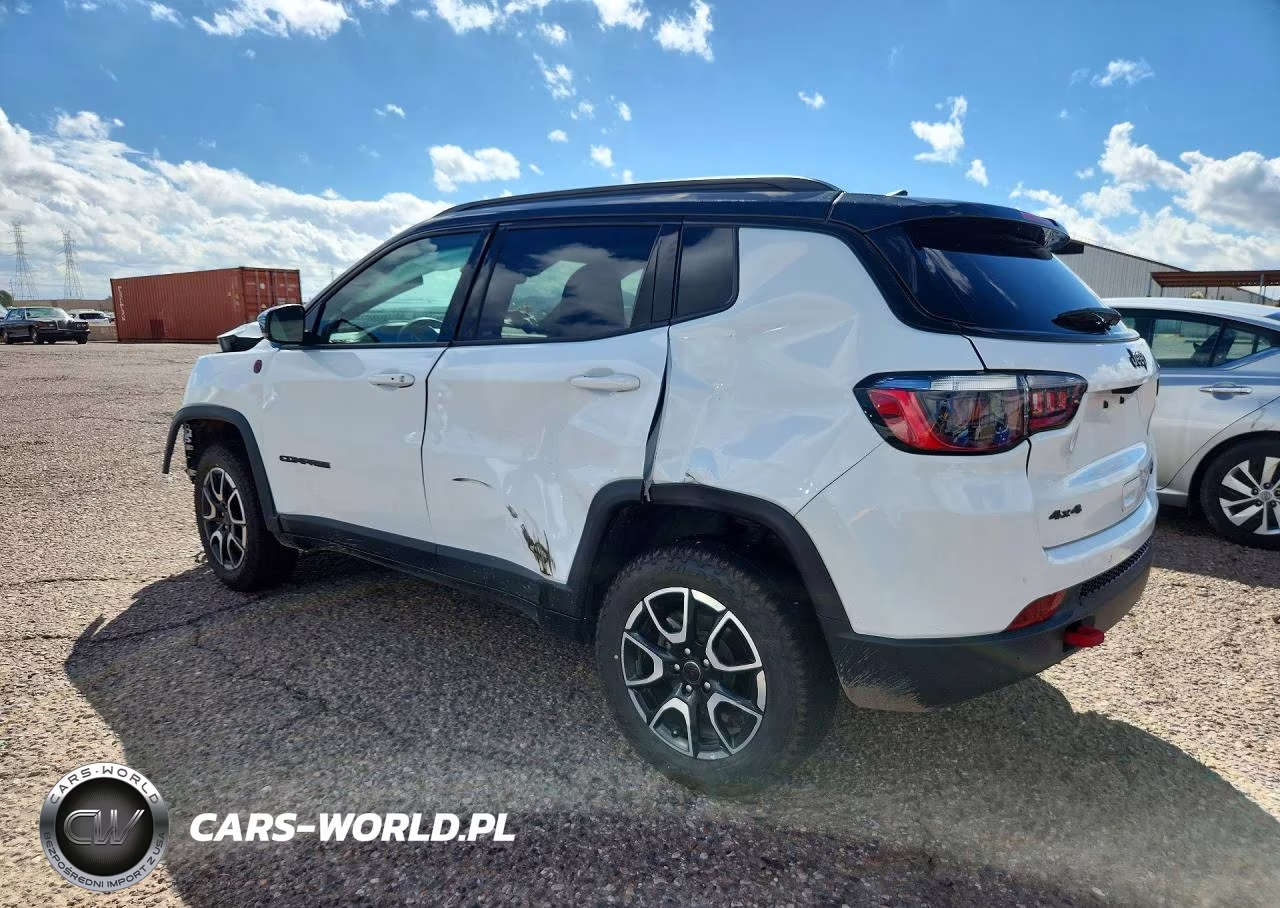 2025 Jeep Compass Trailhawk VIN:3C4NJDDNXST507347 - 2