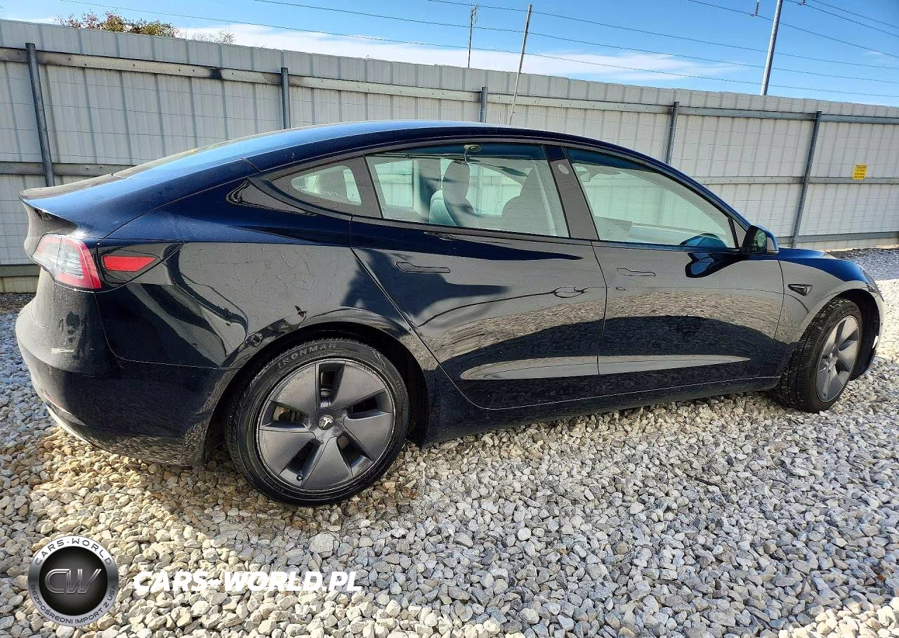 2022 Tesla Model 3 VIN:5YJ3E1EA4NF372360 - 3