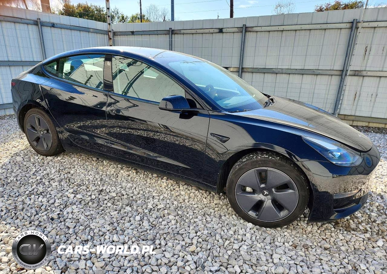 2022 Tesla Model 3 VIN:5YJ3E1EA4NF372360 - 4