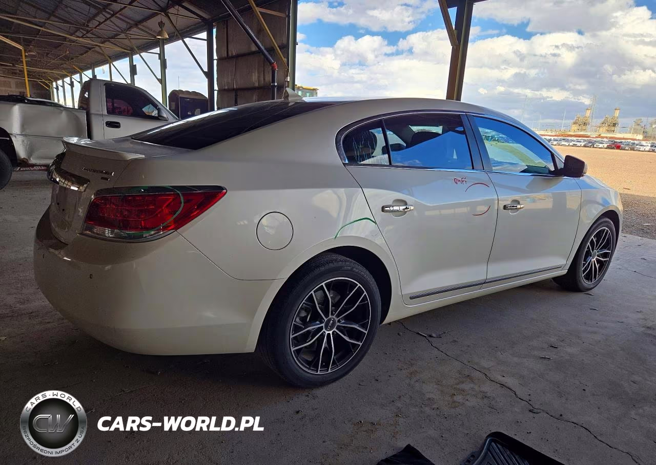 2011 Buick Lacrosse Cxl VIN:1G4GC5GC8BF323386 - 3
