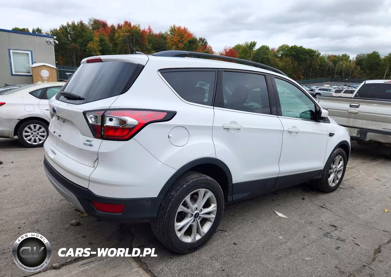 2018 Ford Escape Se VIN:1FMCU9GD1JUC60833 - 3