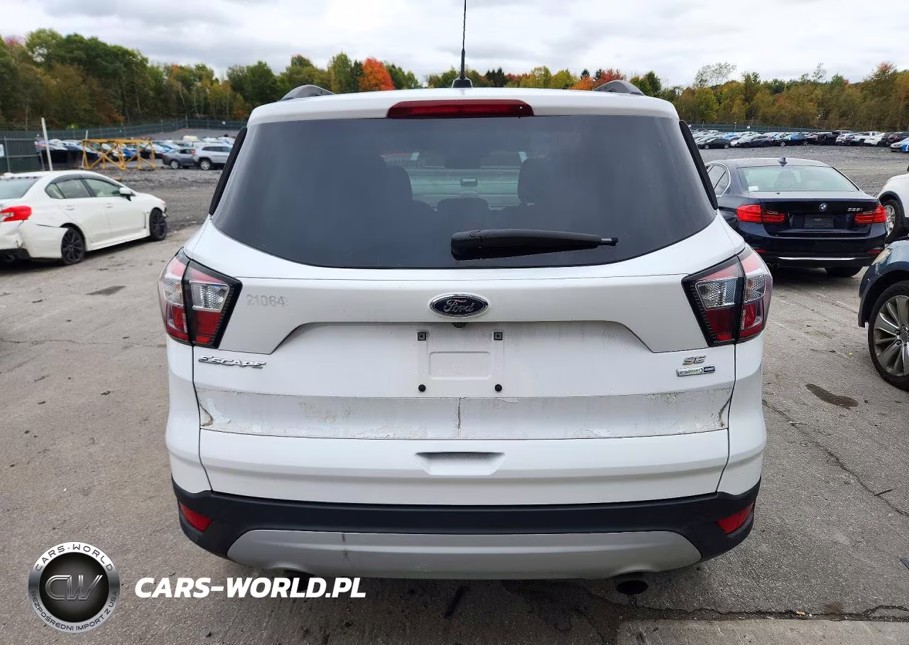 2018 Ford Escape Se VIN:1FMCU9GD1JUC60833 - 6