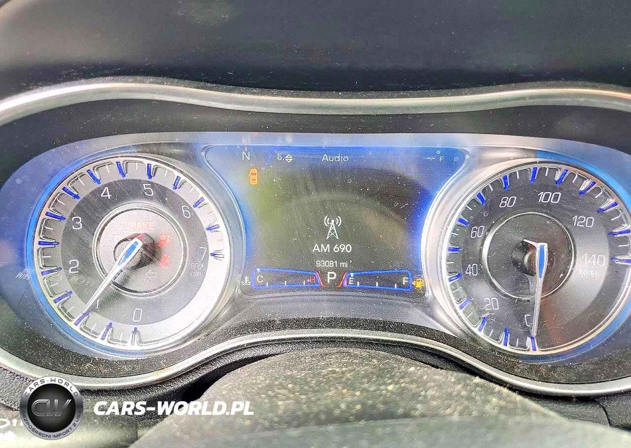 2020 Chrysler 300 Limited VIN:2C3CCAEG4LH102809 - 9
