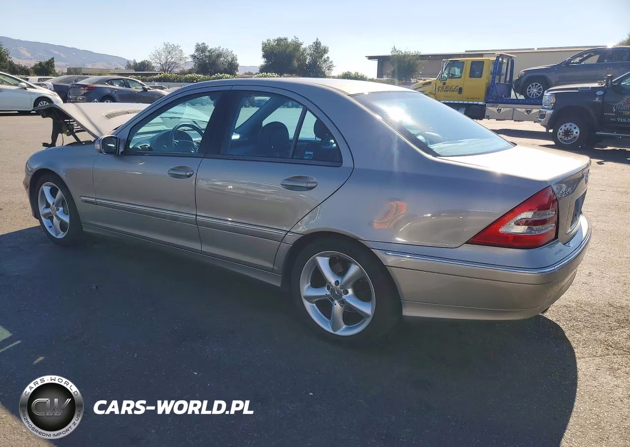 2004 Mercedes-Benz C 230K Sport Sedan VIN:WDBRF40J34F512584 - 2