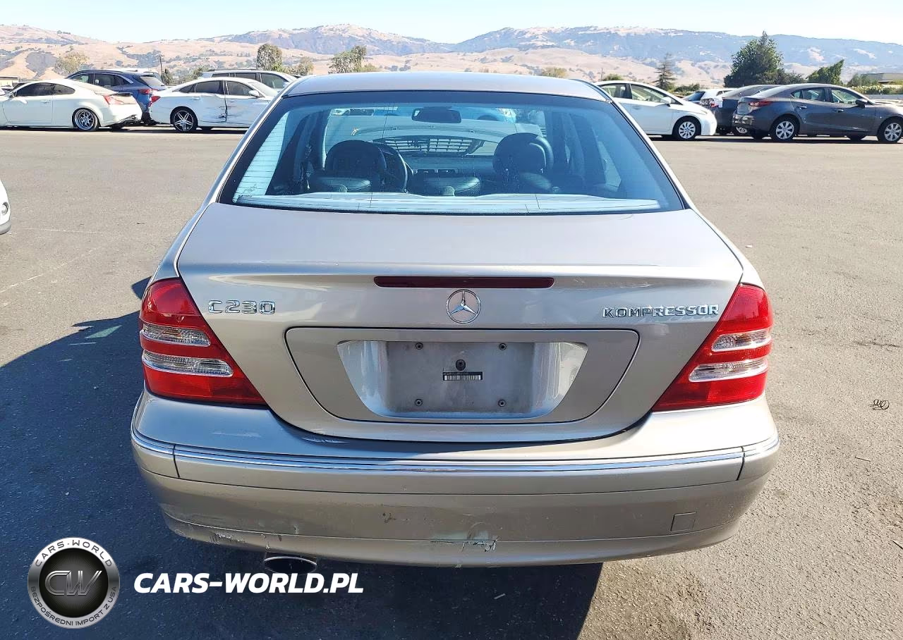 2004 Mercedes-Benz C 230K Sport Sedan VIN:WDBRF40J34F512584 - 6