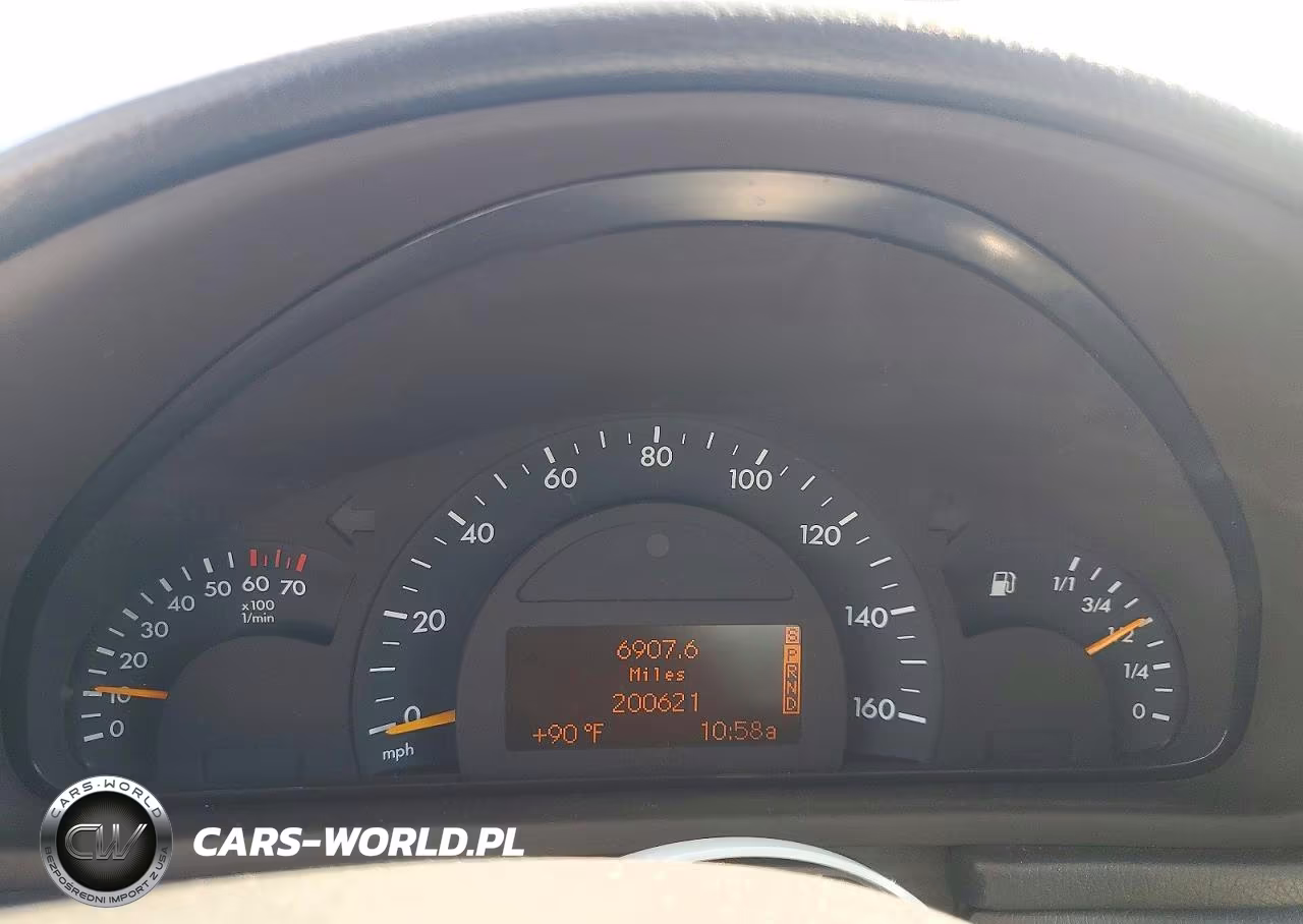 2004 Mercedes-Benz C 230K Sport Sedan VIN:WDBRF40J34F512584 - 9