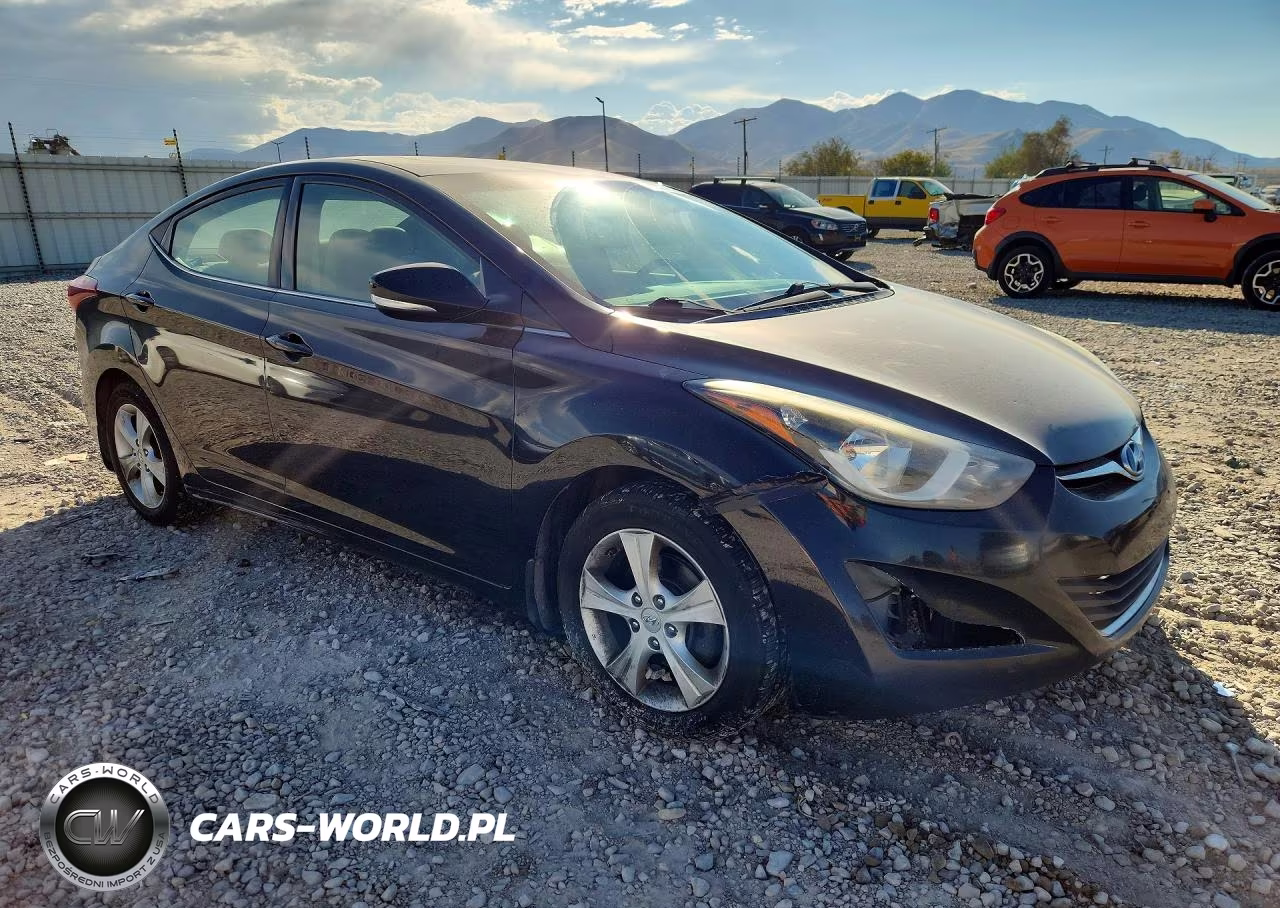 2016 Hyundai Elantra Value Edition VIN:5NPDH4AE2GH793147 - 4