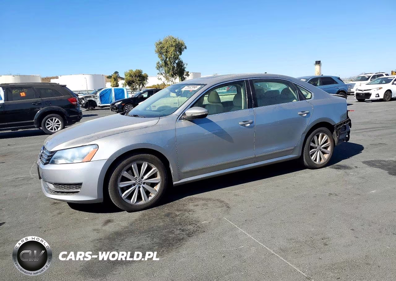 2012 Volkswagen Passat Sel