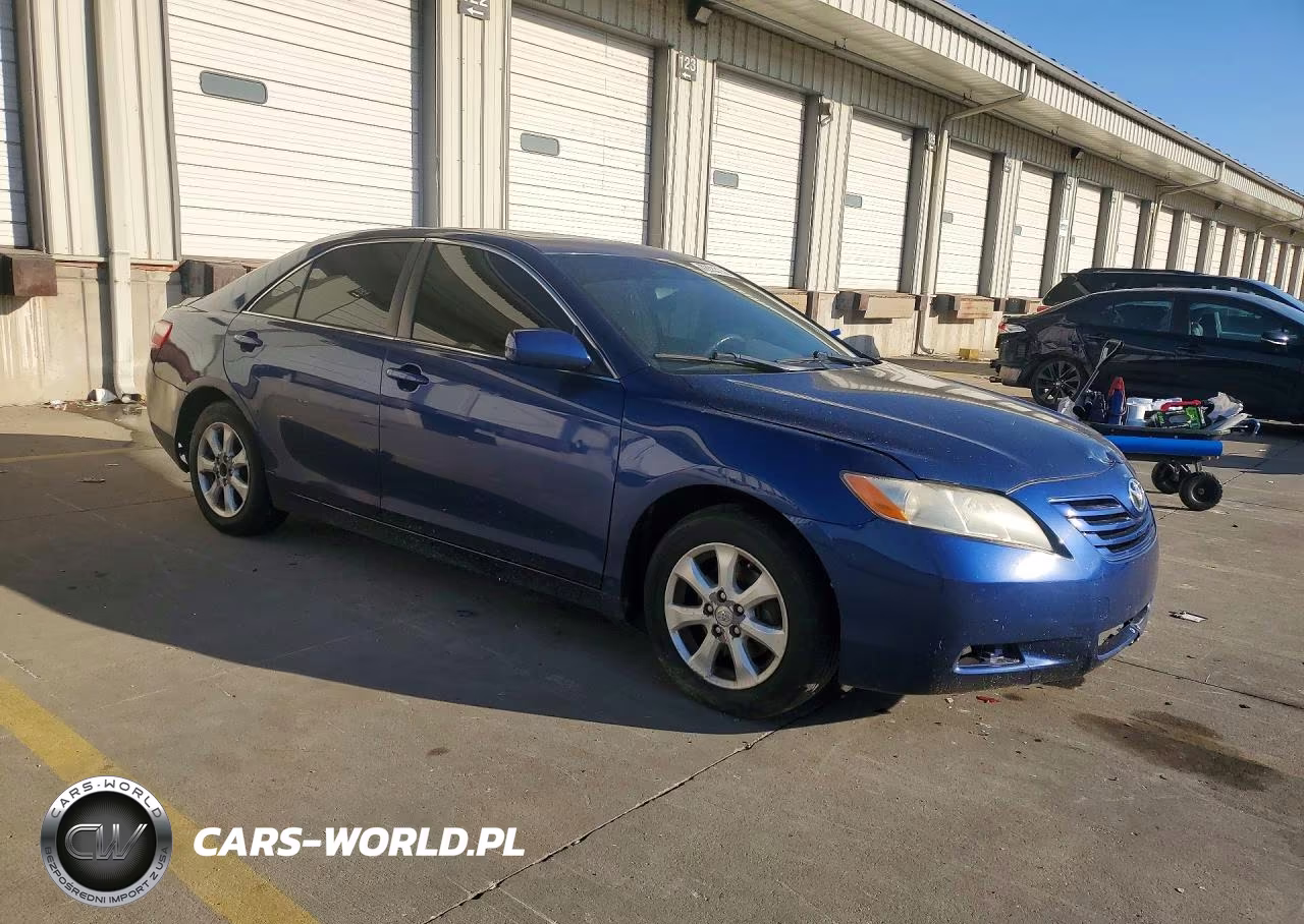 2007 Toyota Camry Le VIN:JTNBE46KX73069115 - 4